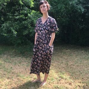 Vintage floral 90’s dress